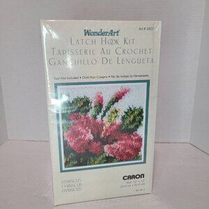 WonderArt Needlepoint Elizabethan Floral Hibiscus Polka Dots Wool Tapestry Kit